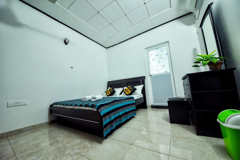 Asian Villa Negombo Exteriör bild
