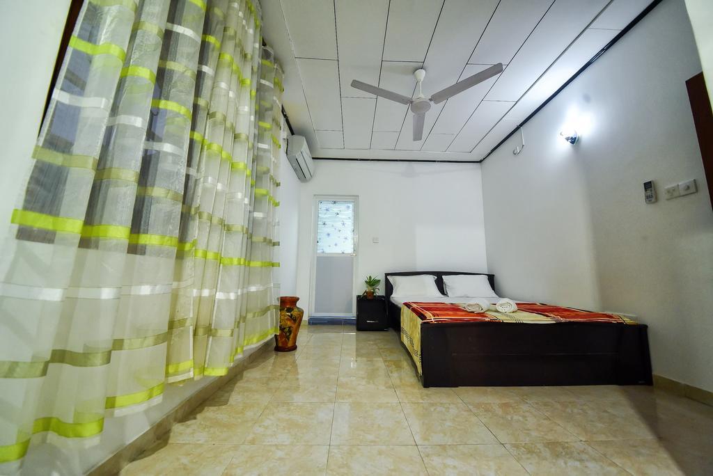 Asian Villa Negombo Exteriör bild